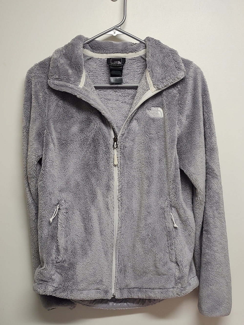 The North Face Women's Light Gray Fleece Jacket